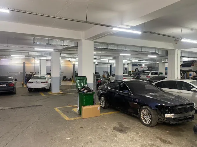 BMW Service Babək